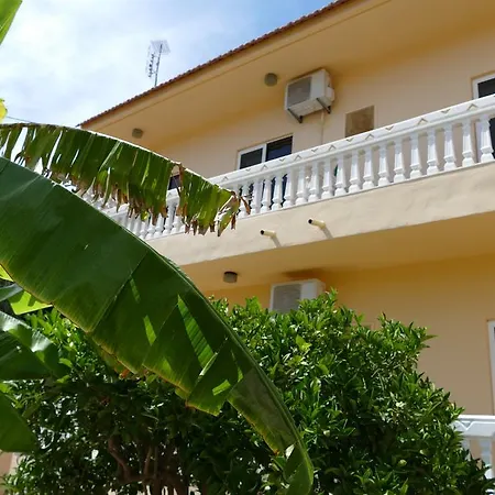 Georgia Old Town בית הארחה