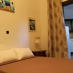 Guest house Georgia Old Town Rhodes City