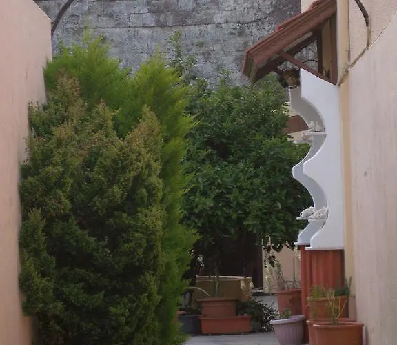 Pensiune Georgia Old Town 3*